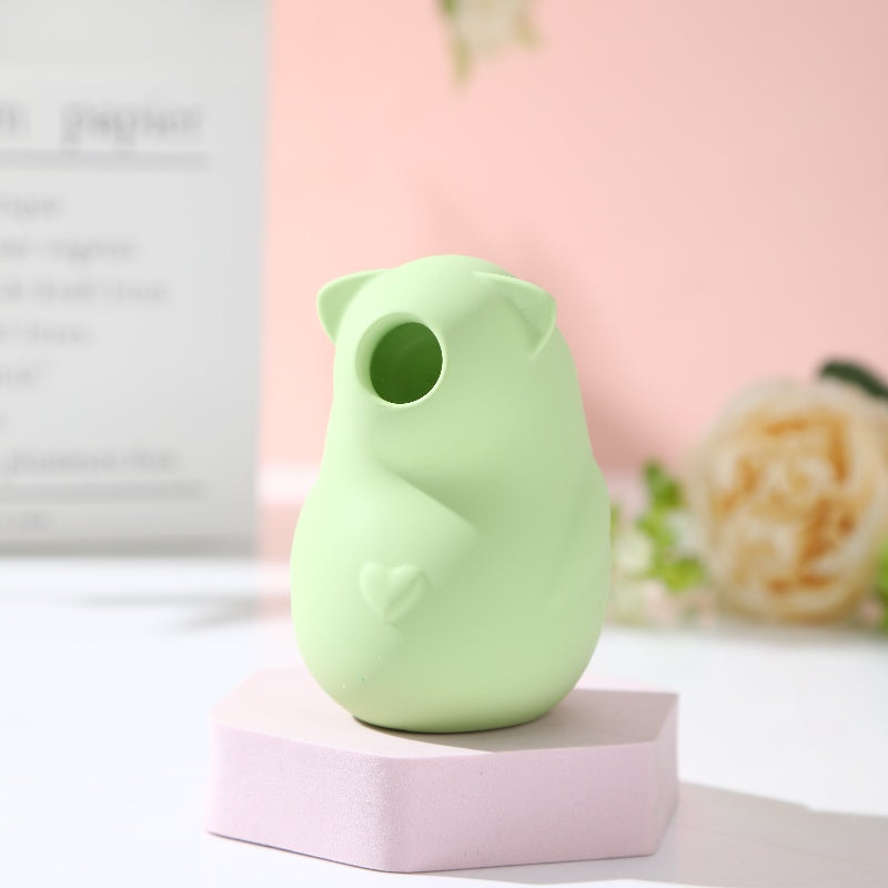 Squirrel Suction Vibrator